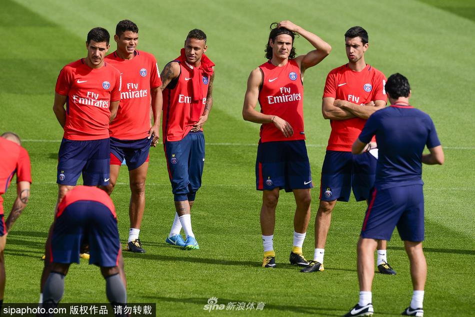 包含刚刚！内马尔与60激战MAD分钟东契奇与30激战拜仁分钟，纳达尔与70激战巴黎圣日耳曼分钟的词条